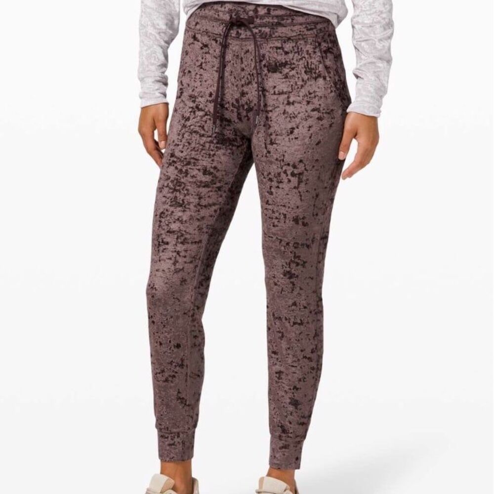 Lululemon Ready to Crush Jogger French Press NWT (6) #254